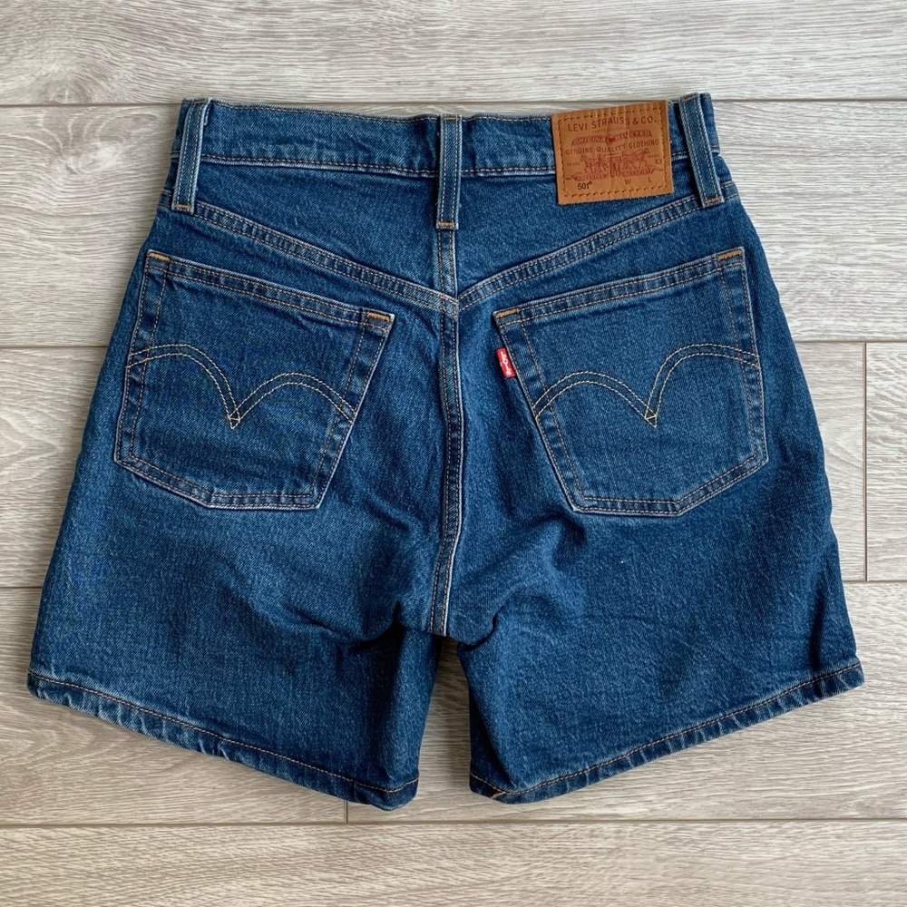 Levi’s 501 Shorts! Size 24